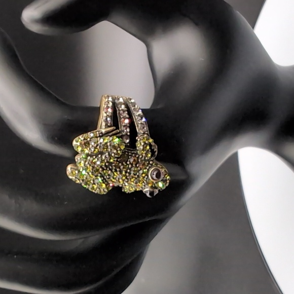Heidi Daus| Green Rhinestone Frog Brass Toned Ring - Picture 3 of 10